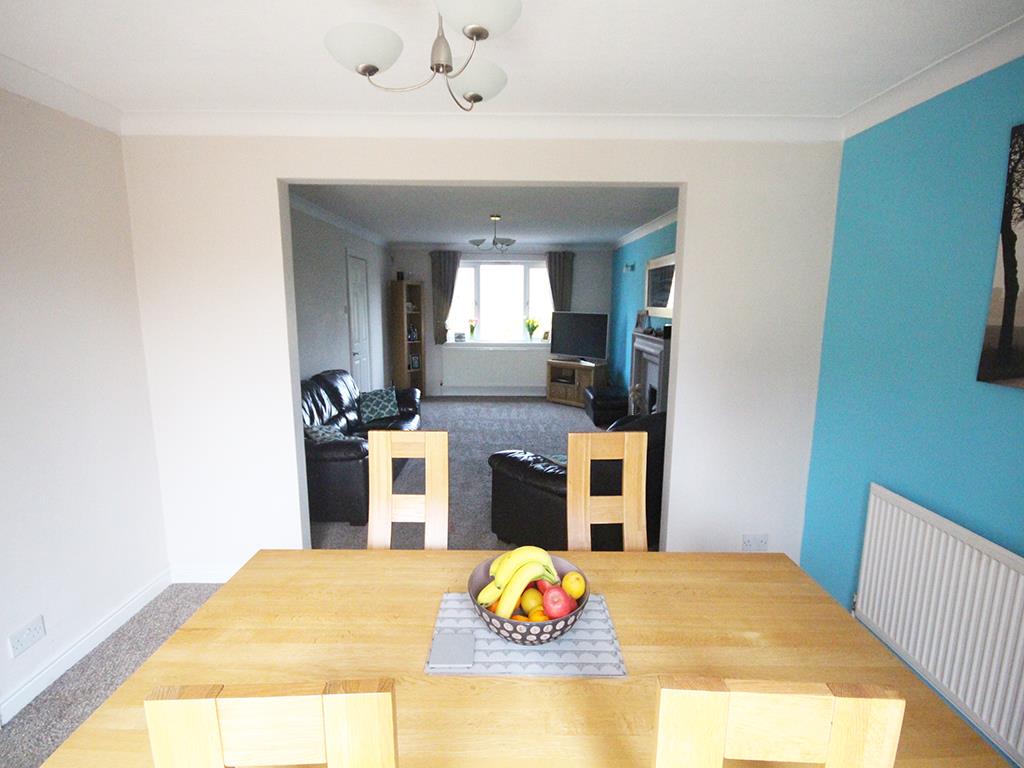 4 bedroom detached house For Sale in Earby - IMG_2505.jpg